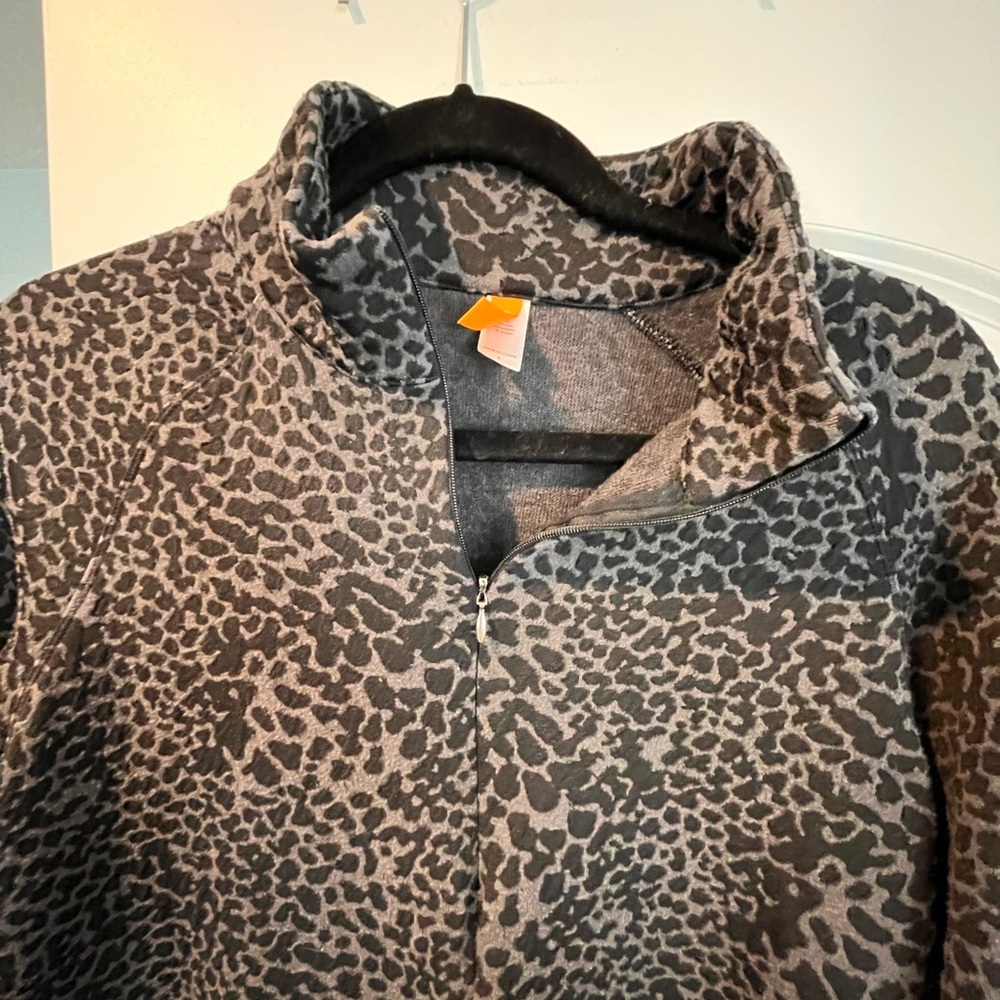 Lucy Pullover - Large - image 4